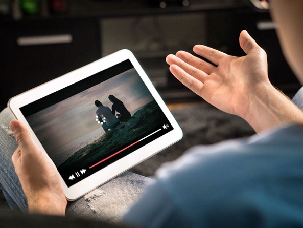 企业出海 - 苹果亚马逊达成视频协议有更长远目标？ 共同 对
