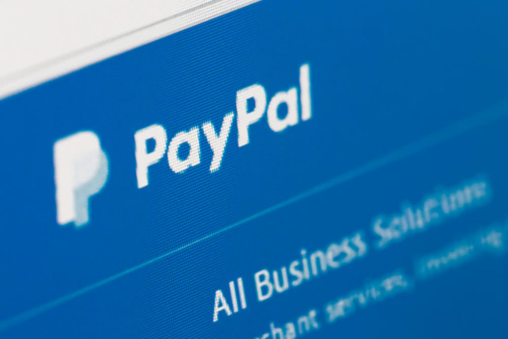 企业出海 - PayPal 打算开放用户在沃尔玛 实体 店存取现金